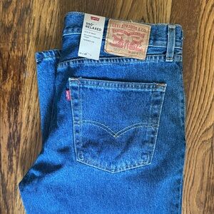 Levi's Relaxed Fit Jeans in Classic Blue